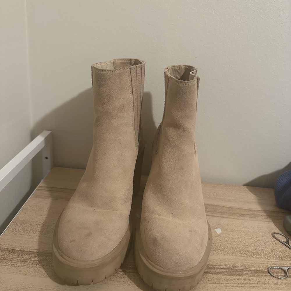 Dolce Vita Cream Boots